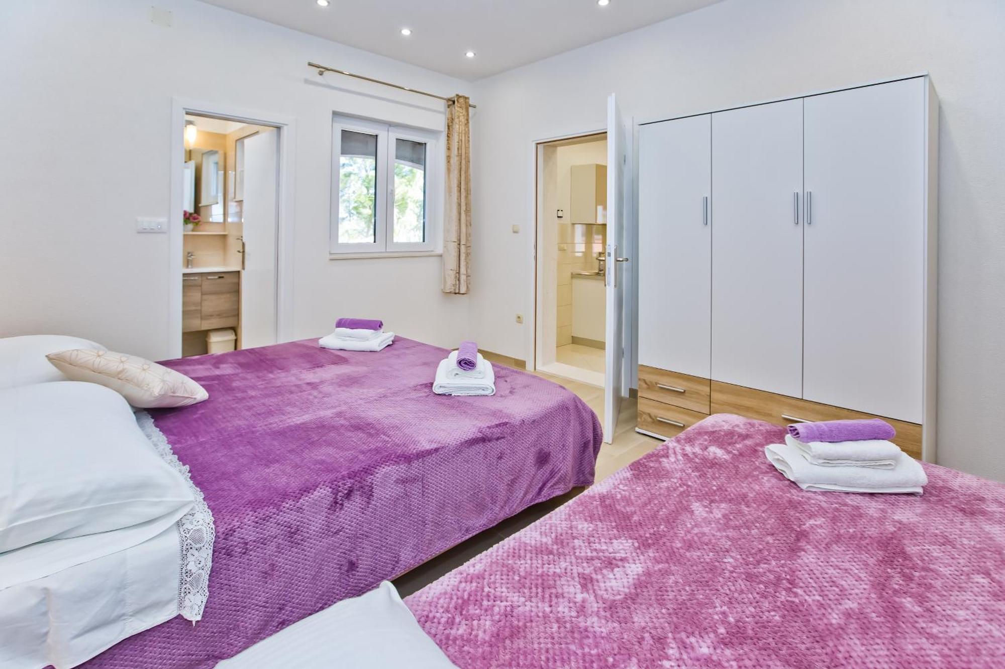 Apartments By The Sea Cove Zastupac, Hvar - 8761 Hvar Town Bilik gambar