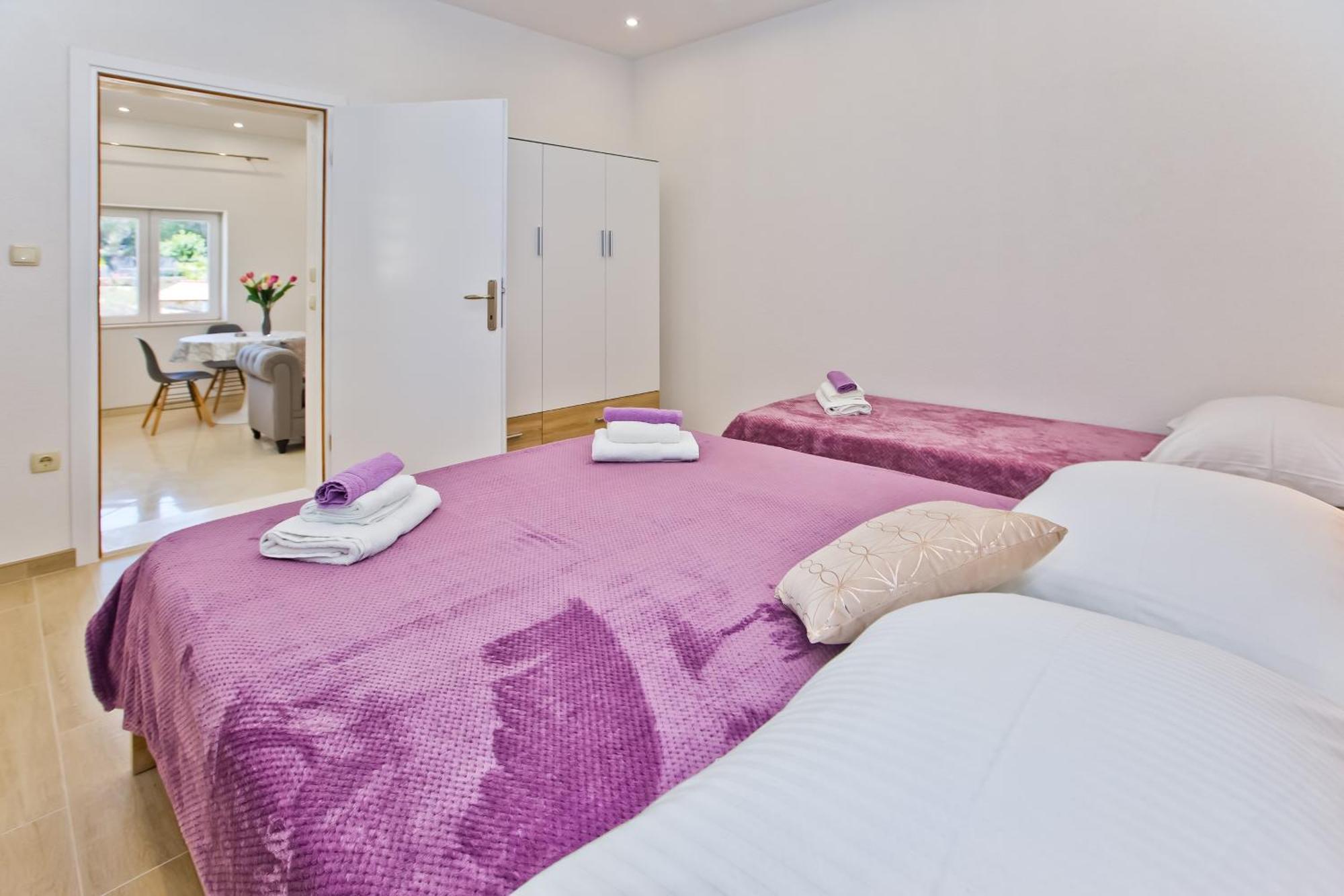 Apartments By The Sea Cove Zastupac, Hvar - 8761 Hvar Town Bilik gambar