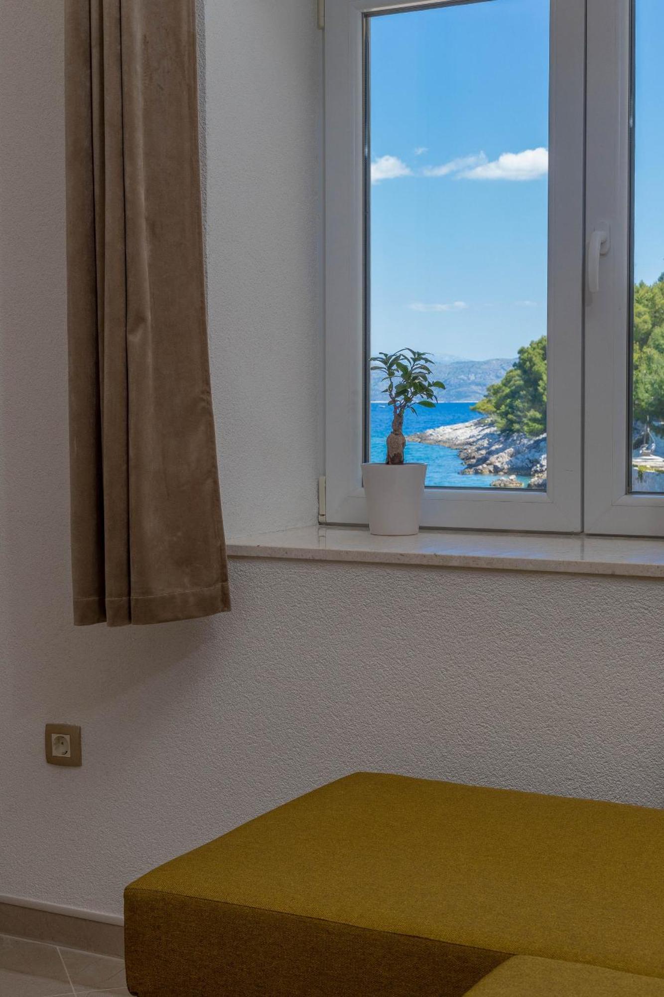 Apartments By The Sea Cove Zastupac, Hvar - 8761 Hvar Town Bilik gambar