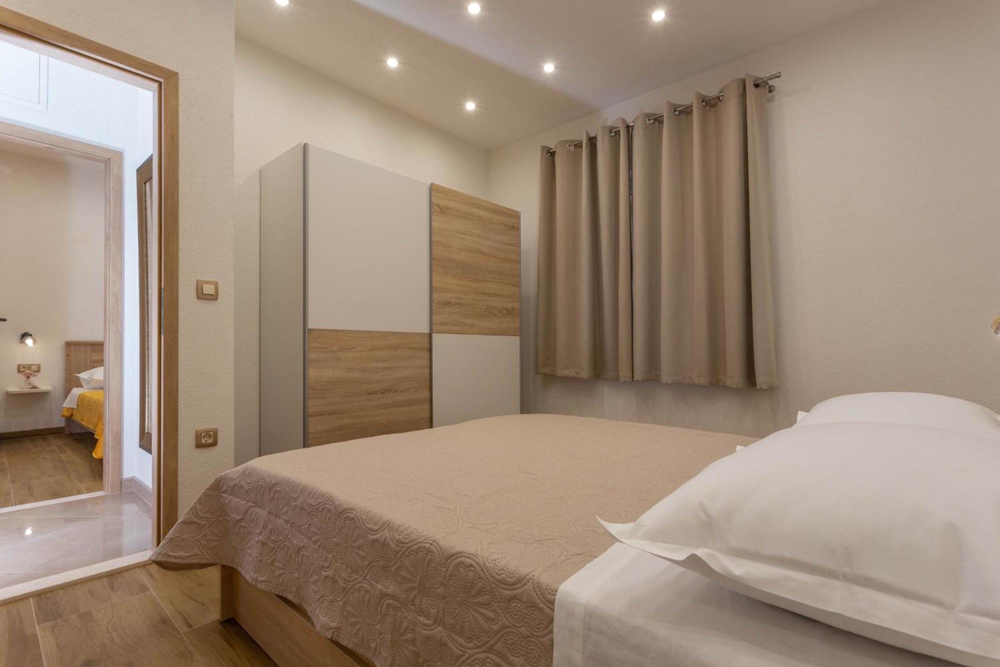 Apartments By The Sea Cove Zastupac, Hvar - 8761 Hvar Town Bilik gambar