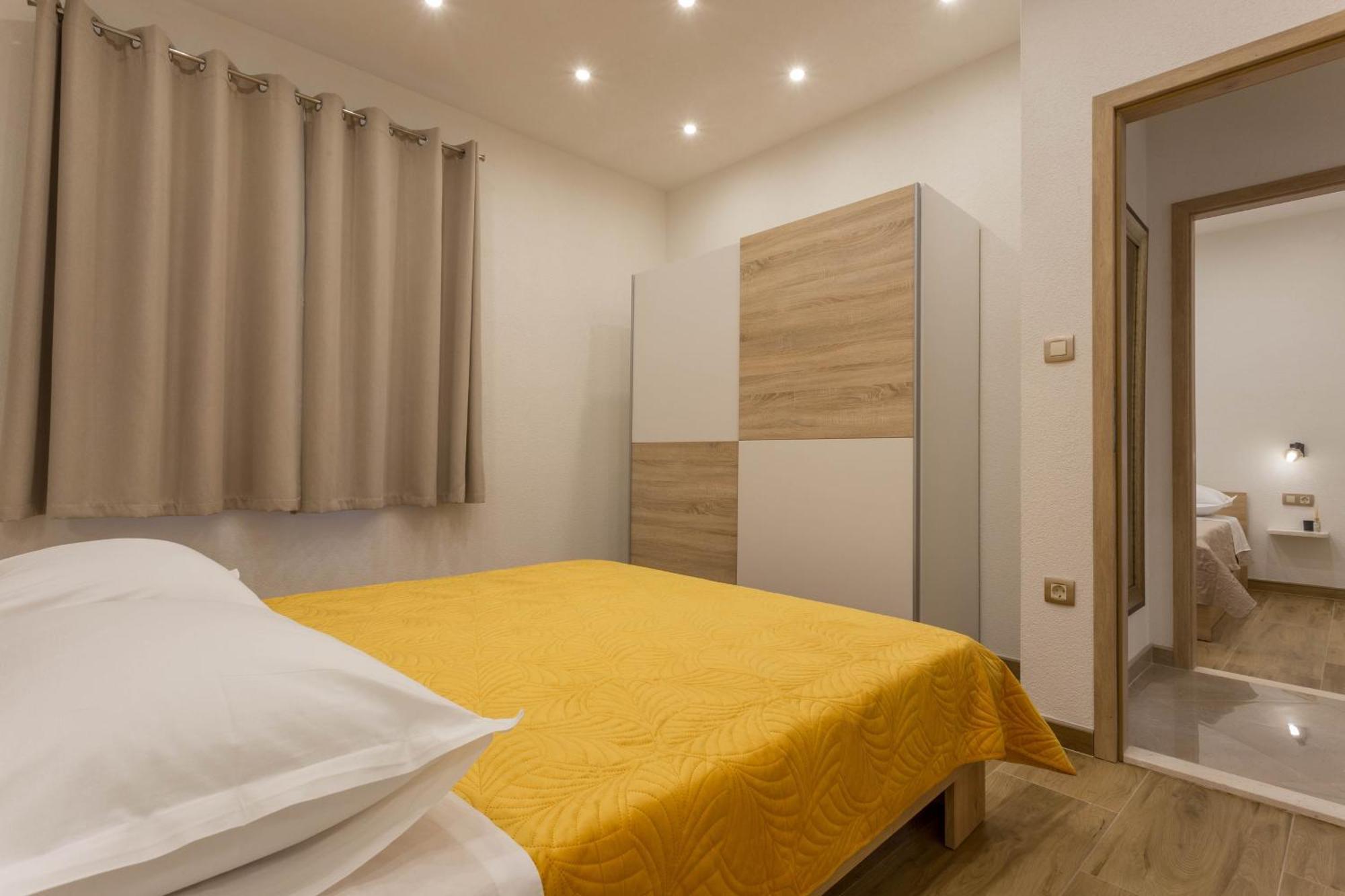 Apartments By The Sea Cove Zastupac, Hvar - 8761 Hvar Town Bilik gambar